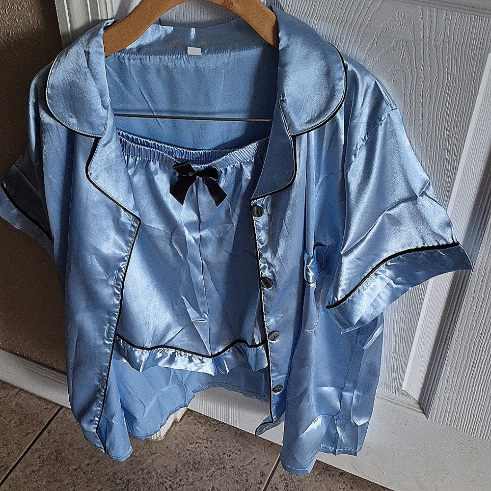 NWOT unbranded and no name pajamas.